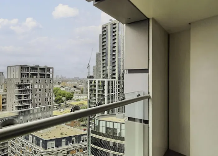 Apartment Lincoln Plaza By Interhome